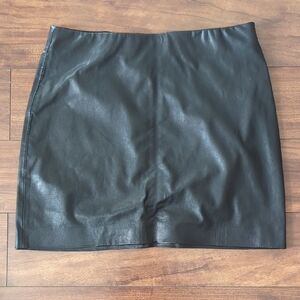 Shinestar Black Mini Skirt
